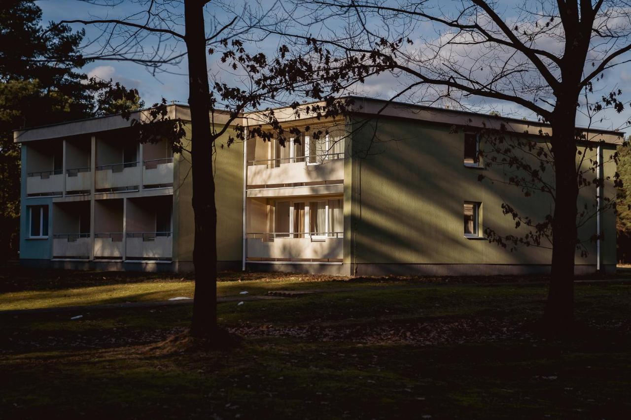 Hotel Promenada Zegrze Białobrzegi Exterior foto